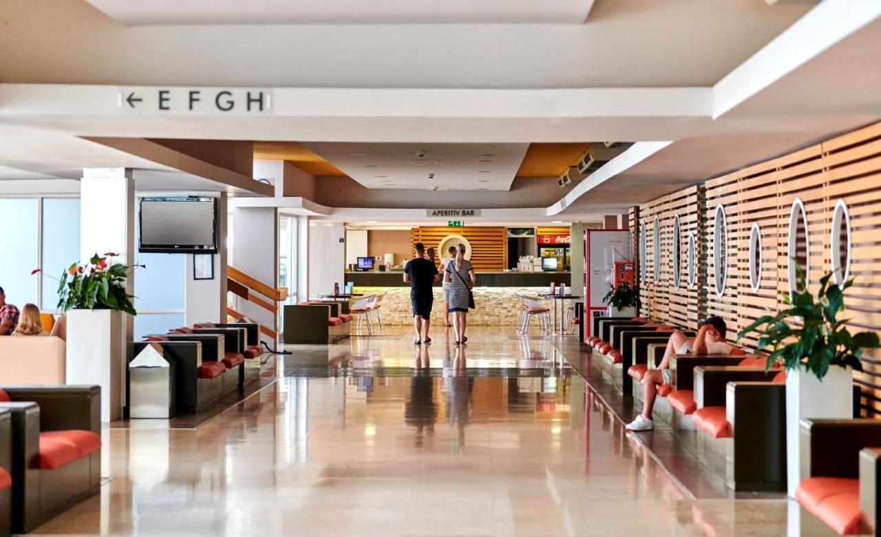 Hotel Delfin Plava Laguna Mugeba Bagian luar foto