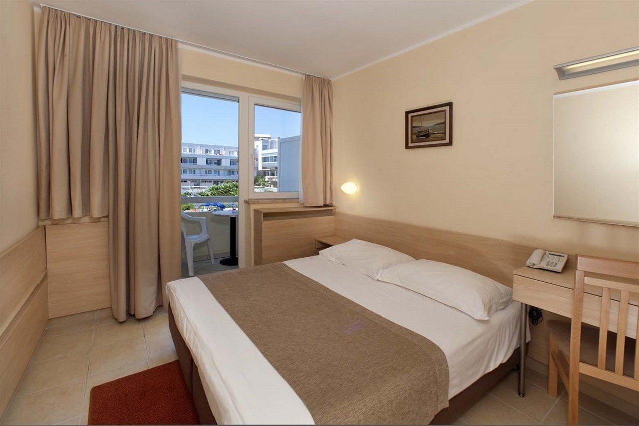 Hotel Delfin Plava Laguna Mugeba Bagian luar foto