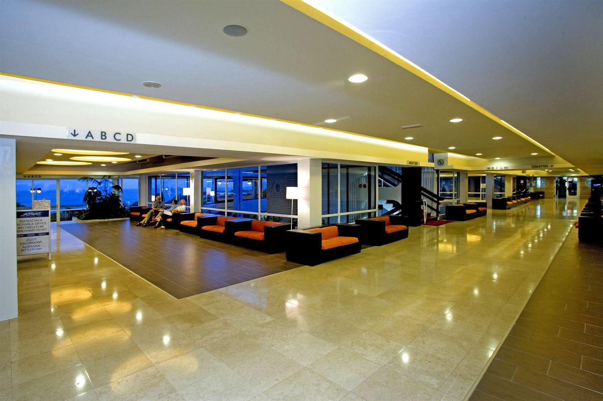 Hotel Delfin Plava Laguna Mugeba Bagian luar foto